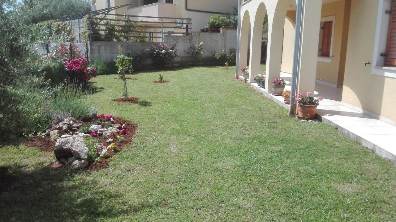 Apartment Barba Liznjan Luaran gambar