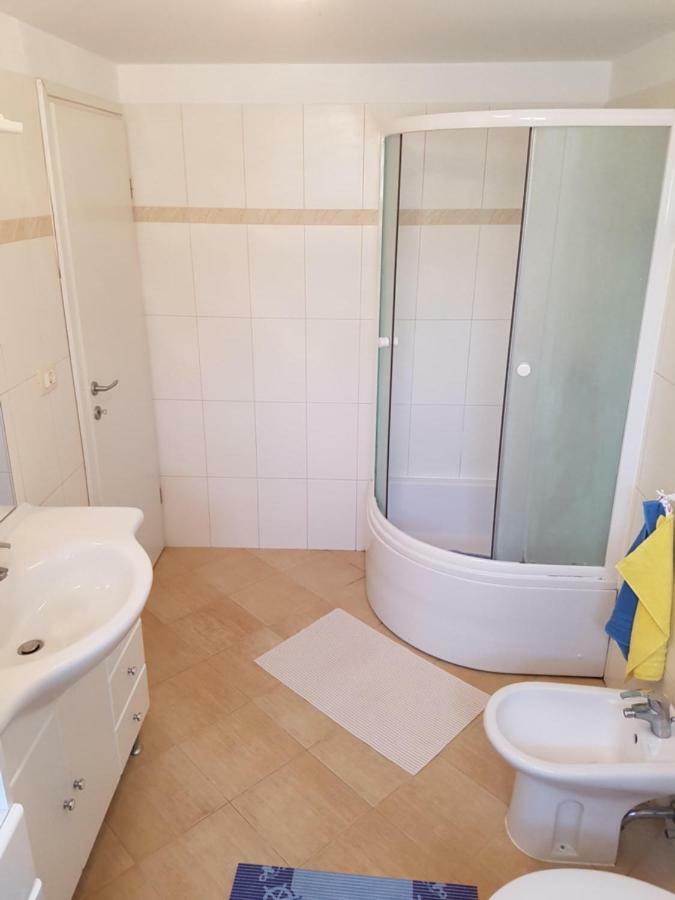 Apartment Barba Liznjan Luaran gambar